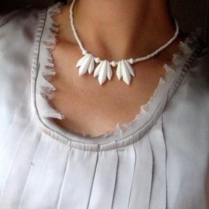 50s VTG Necklace milkbead Mid Century layering